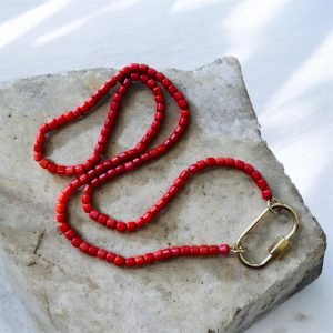 Colar coral locker